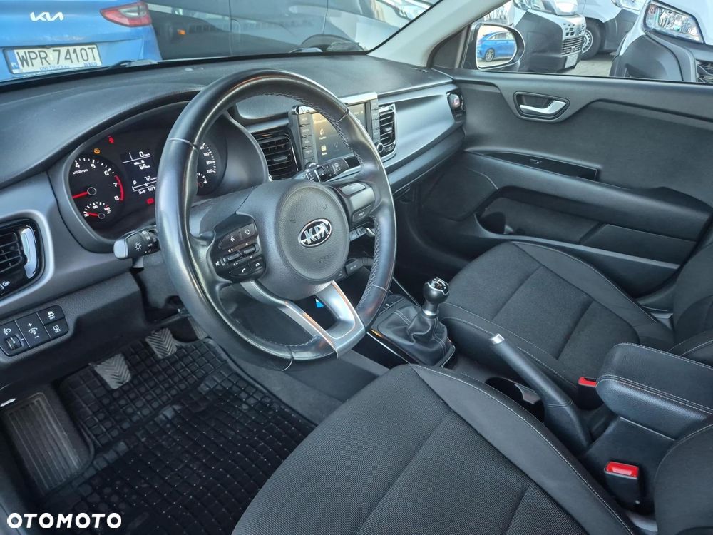 Kia Rio 1.2 L - 9