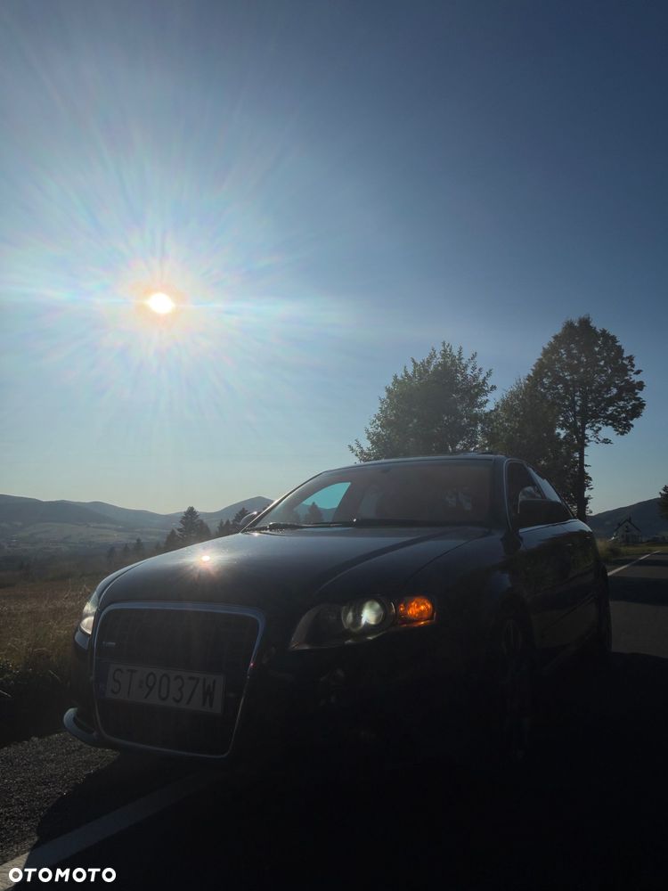 Audi A4 Limousine - 5
