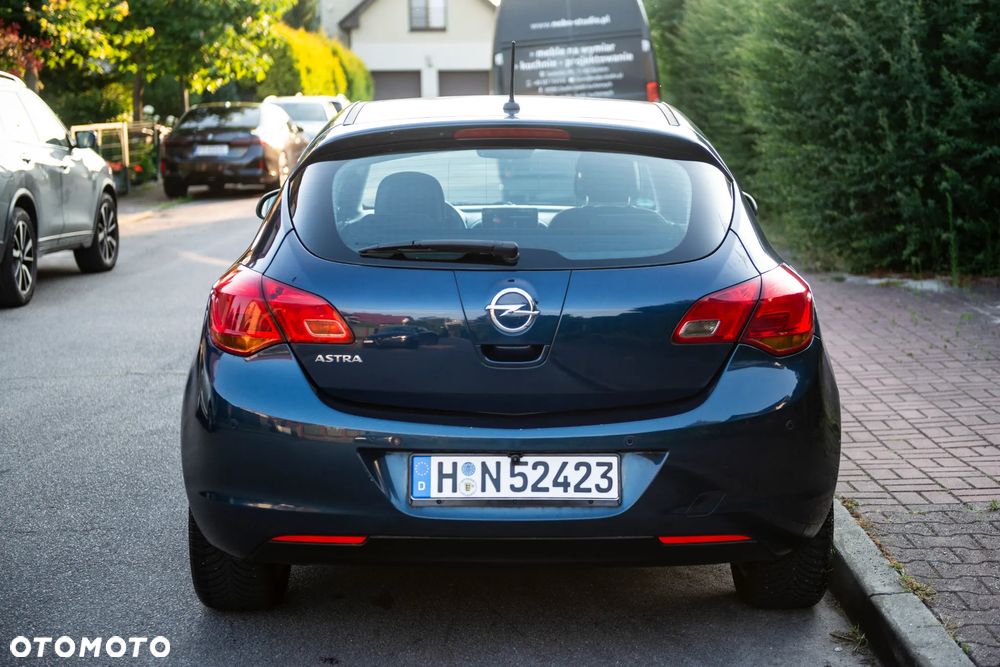 Opel Astra 1.6 ecoFLEX Start/Stop - 13