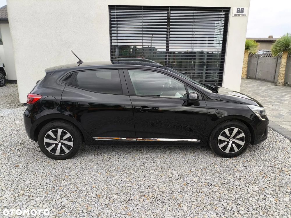 Renault Clio - 6