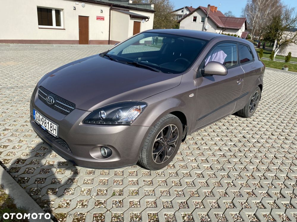 Kia ProCeed - 3