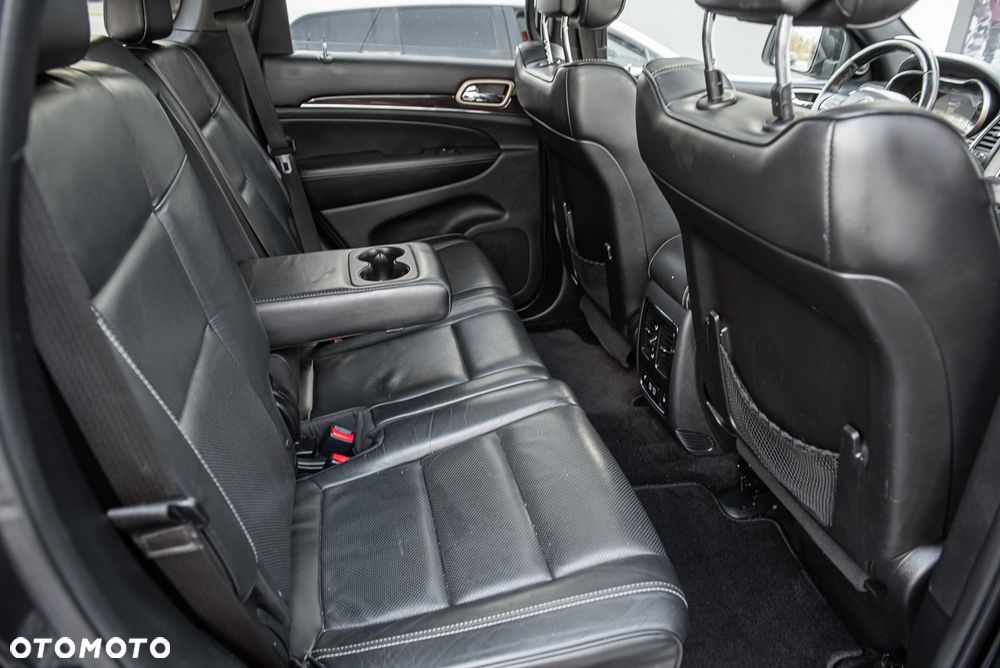 Jeep Grand Cherokee 3.0 CRD Overland Summit EU6 - 34