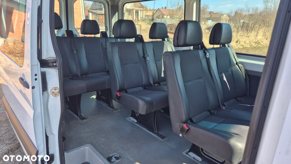 Mercedes-Benz Sprinter - 13