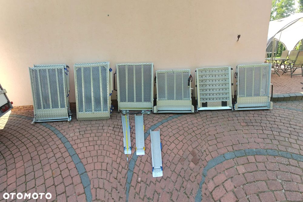 Rampa najazd podjazd fotel inwalidzki fotel pasy - 1