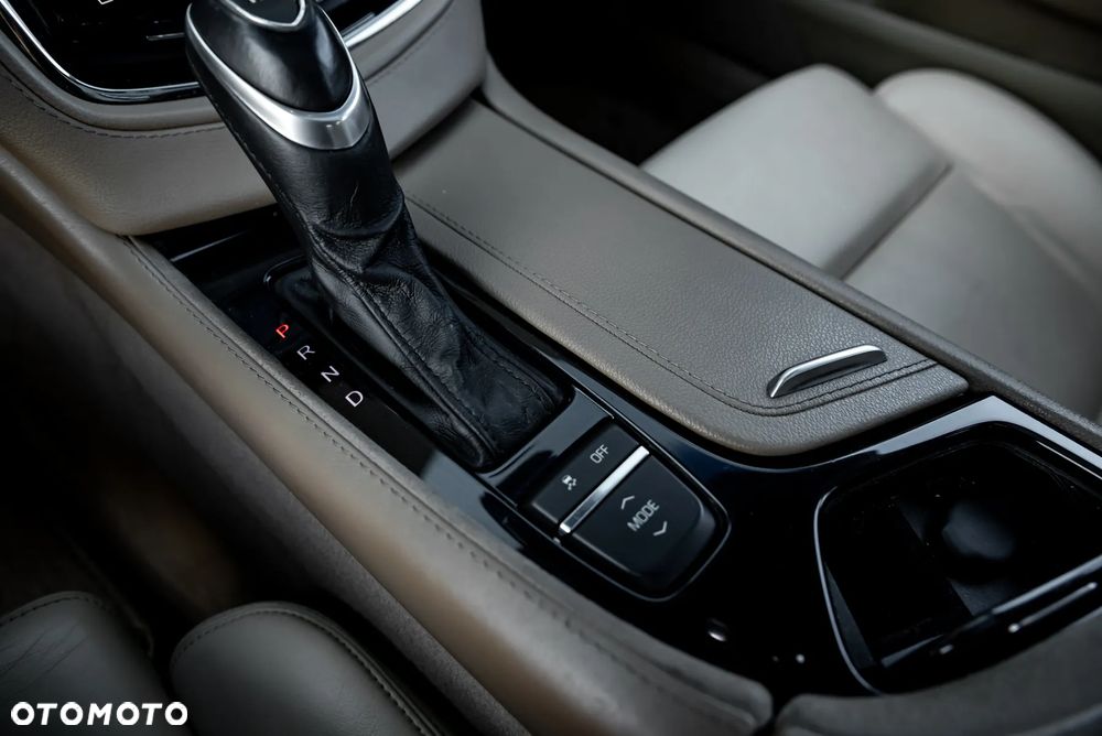 Cadillac CTS 2.0 Turbo AT AWD Premium - 33