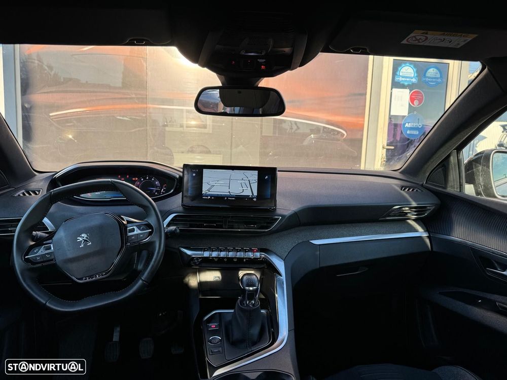 Peugeot 3008 1.2 PureTech Allure - 25