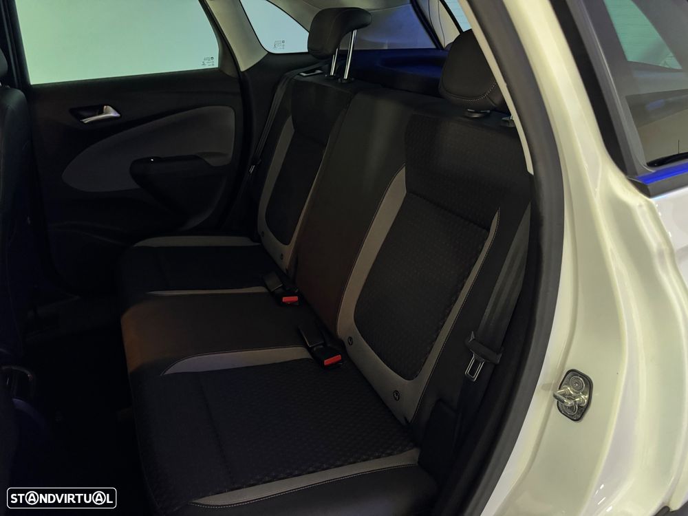 Opel Crossland X 1.2 T Innovation - 16