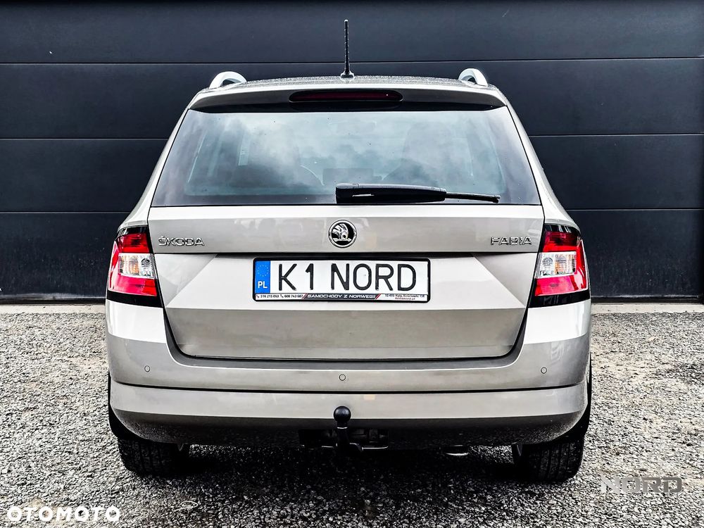 Skoda Fabia 1.2 TSI DSG Style - 8