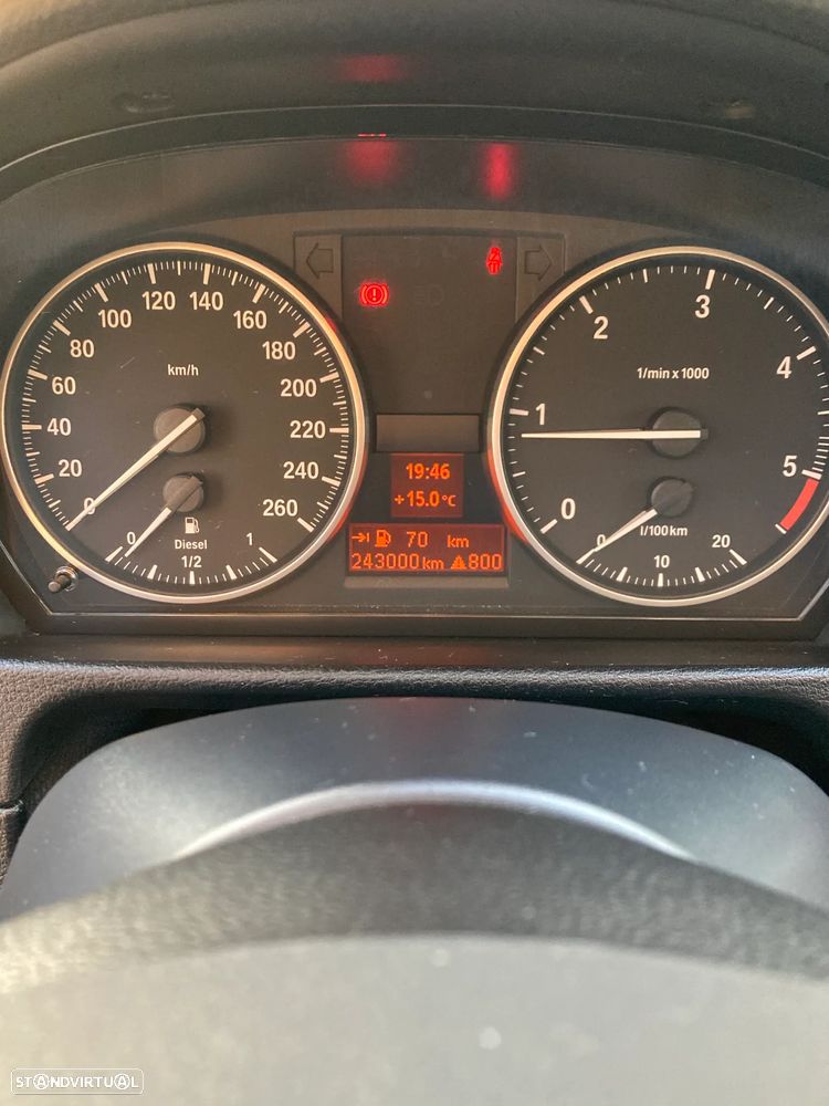 BMW X1 20 d sDrive - 24