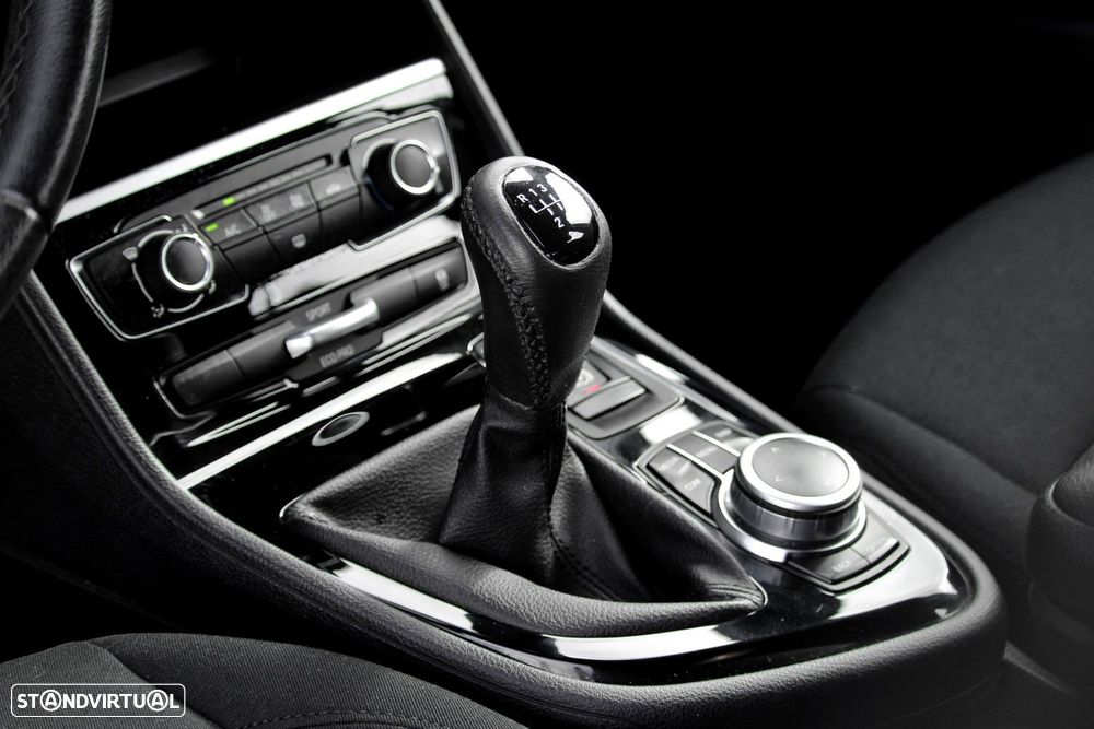 BMW 216 Active Tourer d Advantage - 11