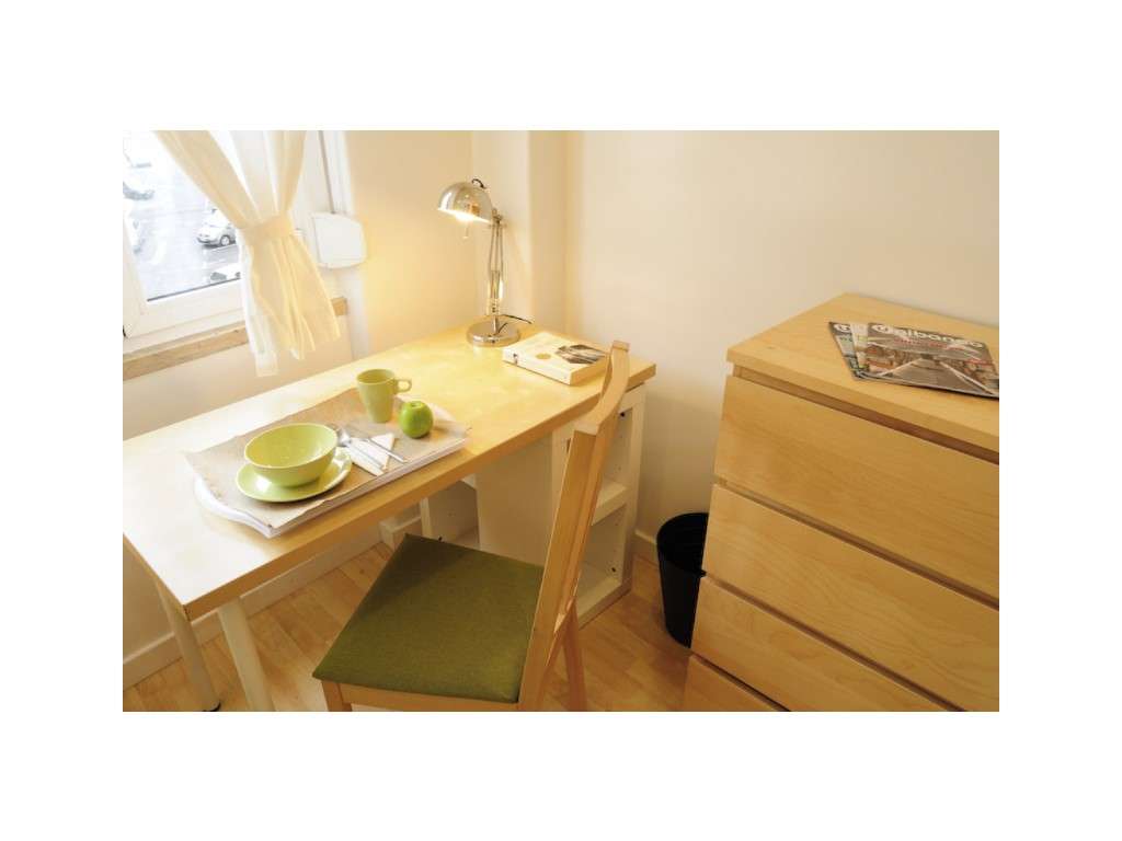 Quarto c/ despesas incluídas na Amadora - Centro - Grande imagem: 5/11