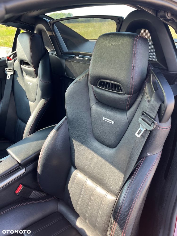 Mercedes-Benz SLK 200 CGI - 22