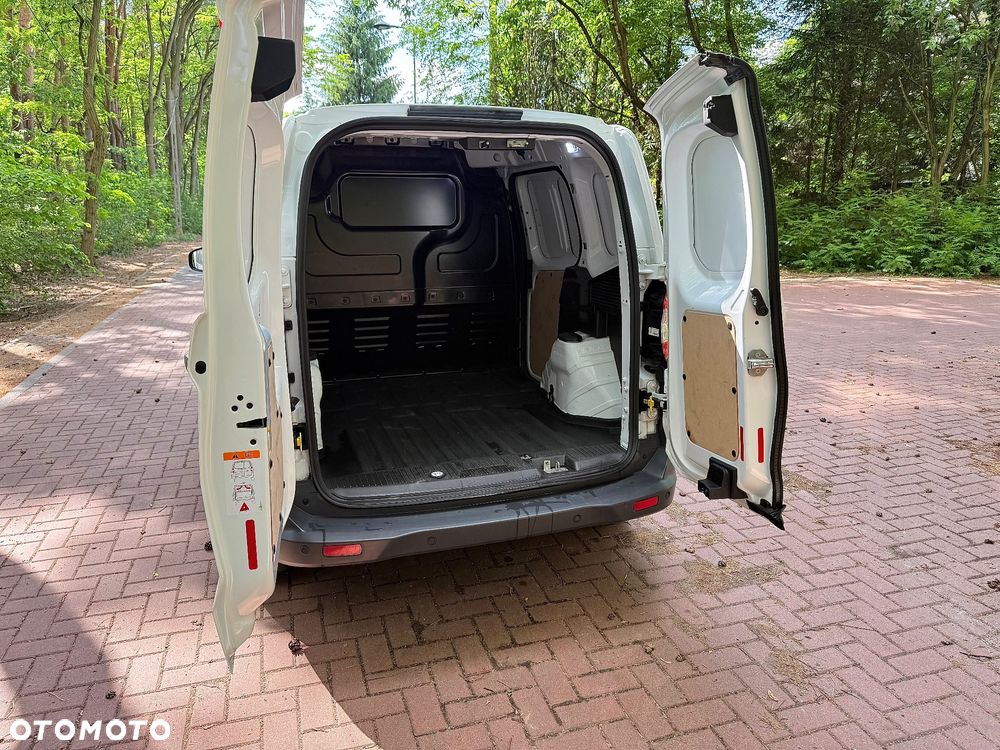 Ford Transit Courier - 7