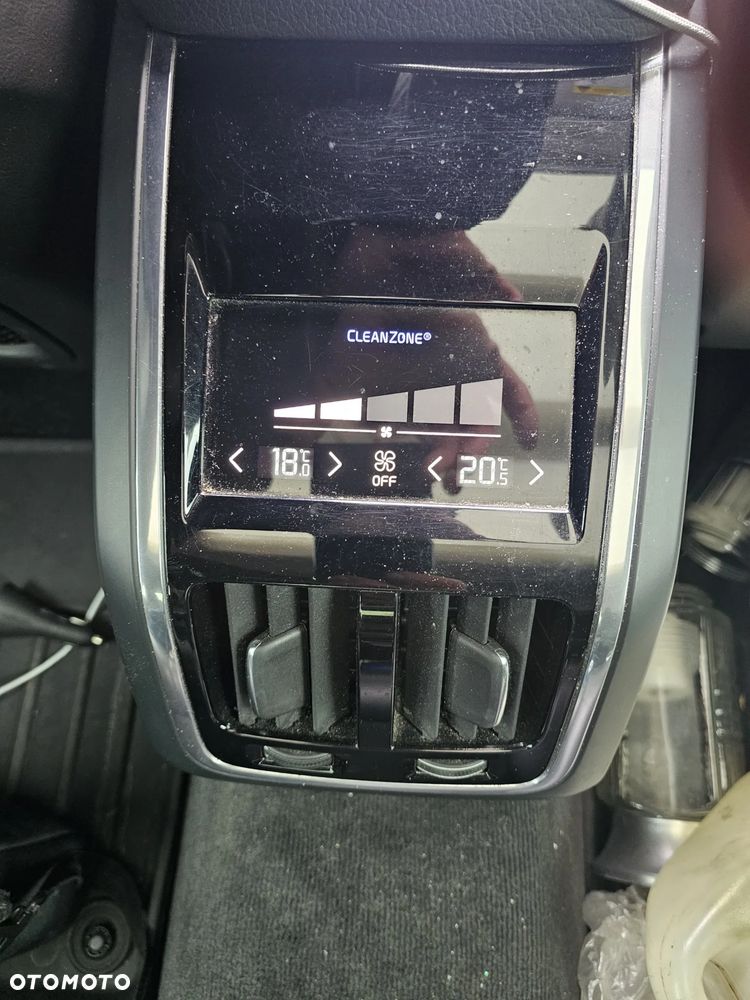 Volvo S90 ver-t6-awd-geartronic-momentum - 16