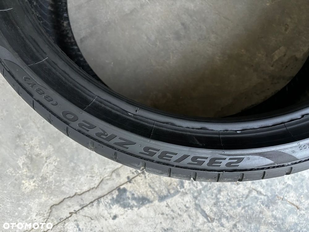 Opony letnie Pirelli P-Zero PZ4 - 235/35R20 - 5