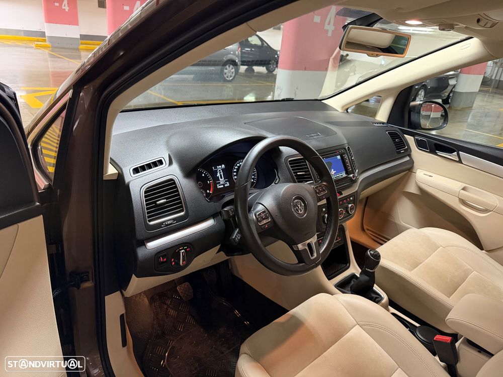 VW Sharan 2.0 TDI Highline - 4