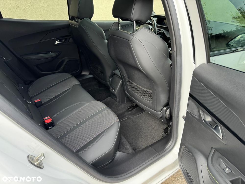 Peugeot 2008 1.5 BlueHDi GT Line S&S EAT8 - 30