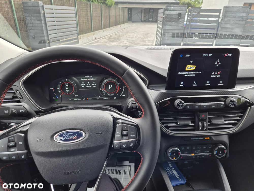 Ford Escape 2.0 EcoBoost AWD Titanium - 17