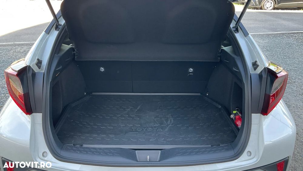 Toyota C-HR 1.8 HSD 122 CP 4x2 CVT Core - 13