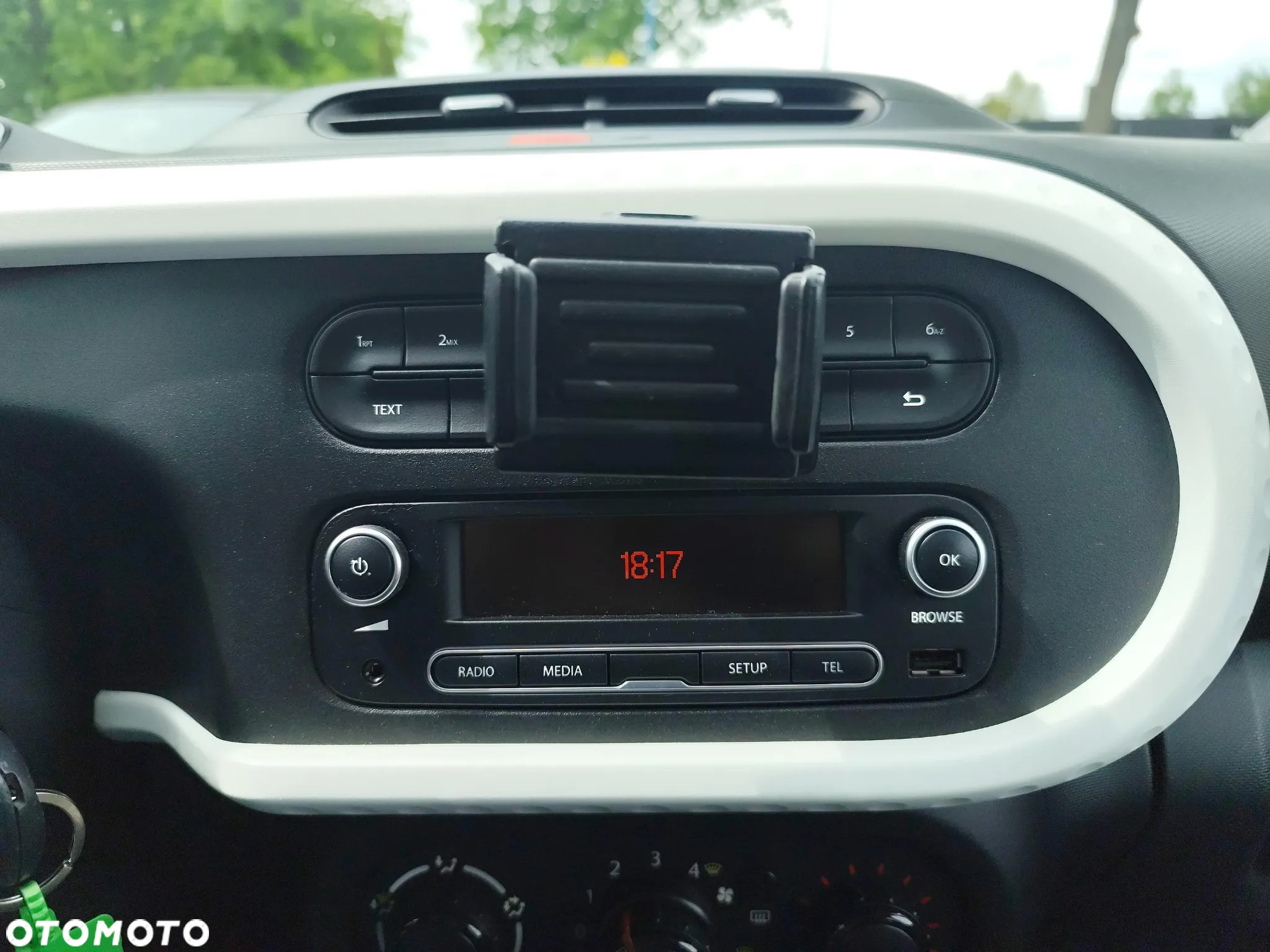 Renault Twingo SCe 70 Zen - 17