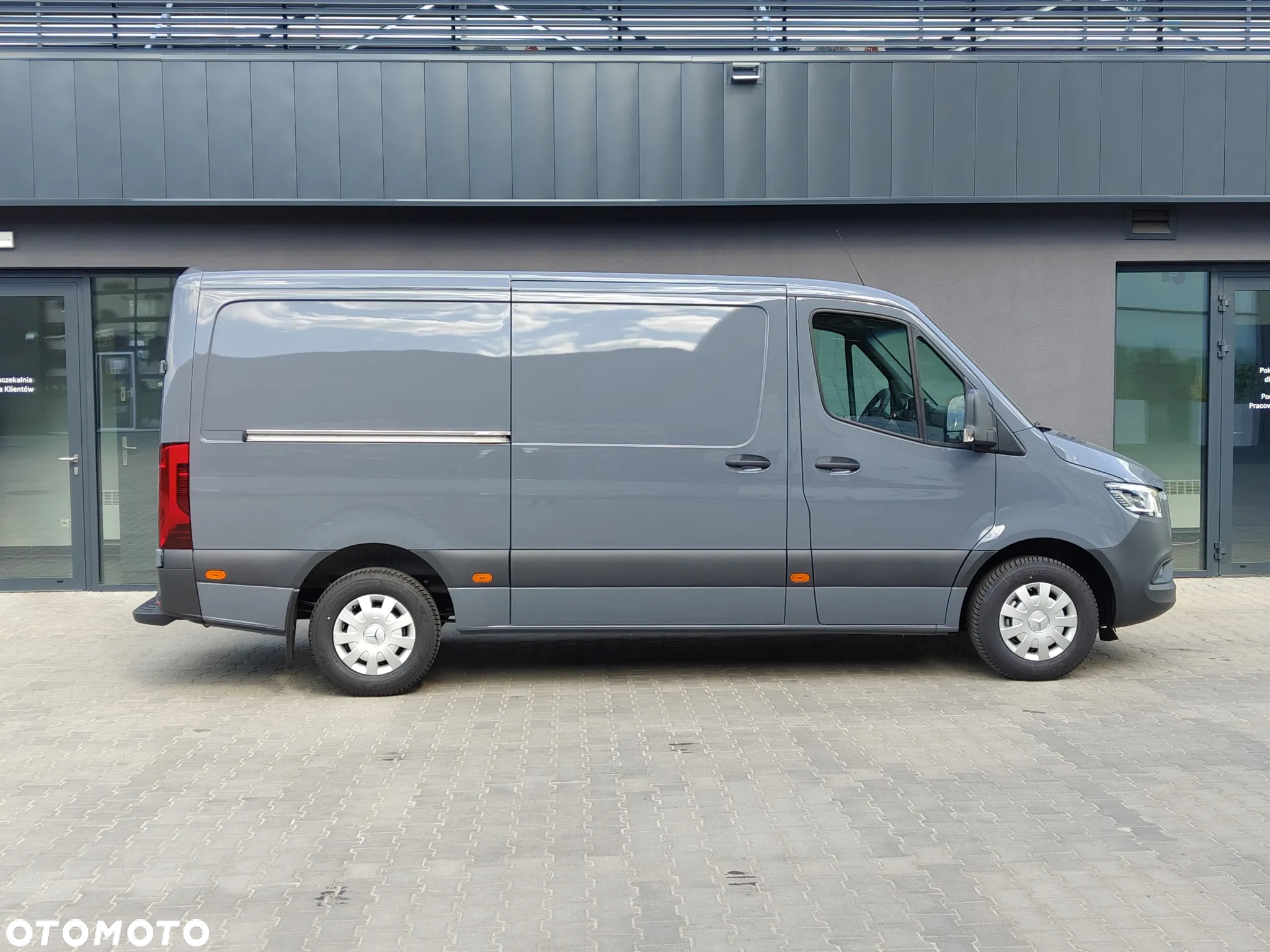 Mercedes-Benz Sprinter 315 CDI Furgon PRO 3665 mm L2H1 - 9