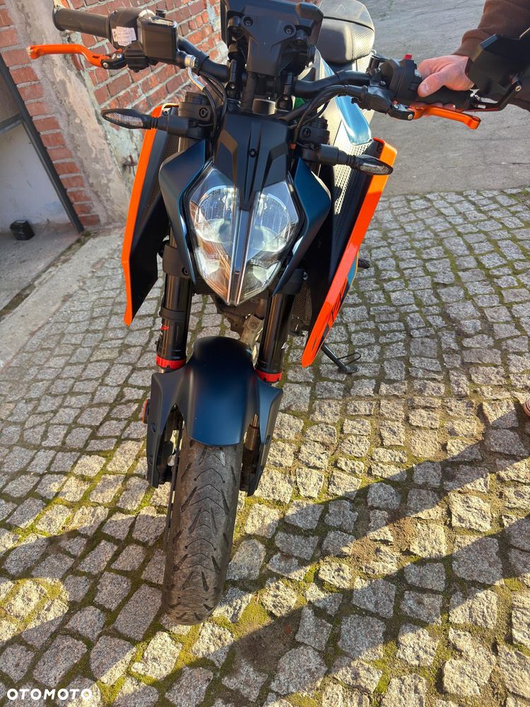 KTM Duke - 17