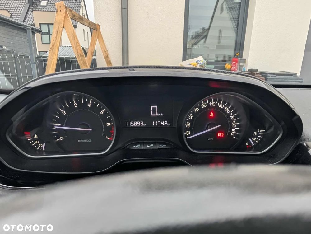 Peugeot 208 1.2 PureTech Active - 23