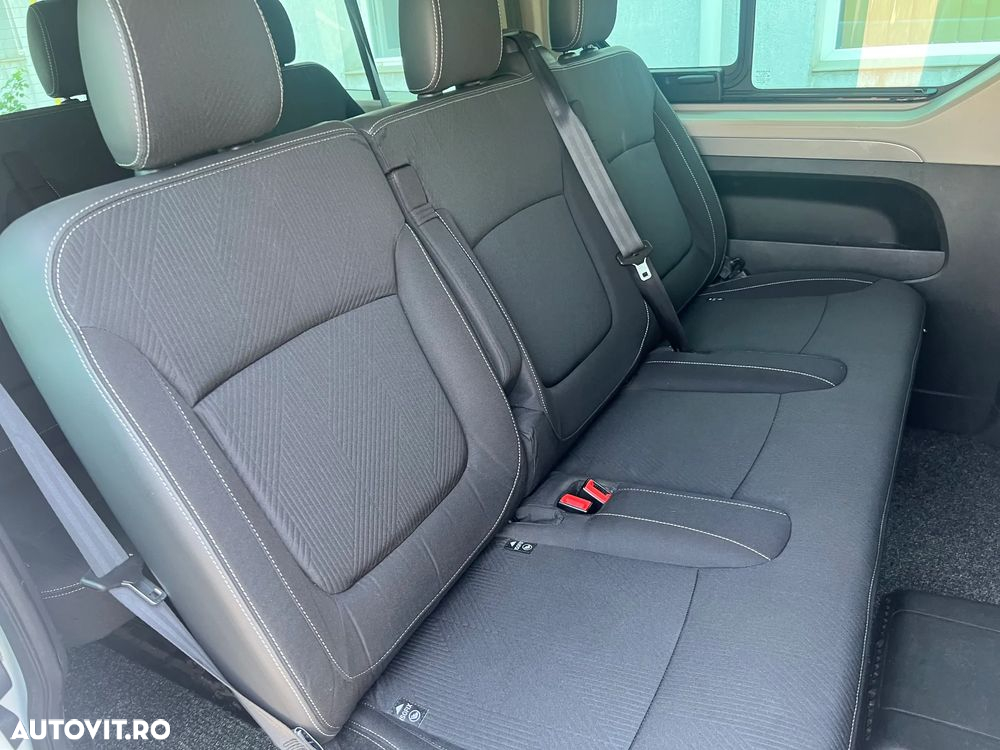 Renault Trafic Combi 2.0 Blue dCi 150 S&S L2 8+1 Zen - 10