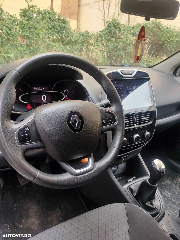 Renault Clio 1.5 dCi Zen - 9