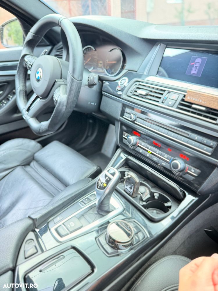 BMW Seria 5 520d - 15