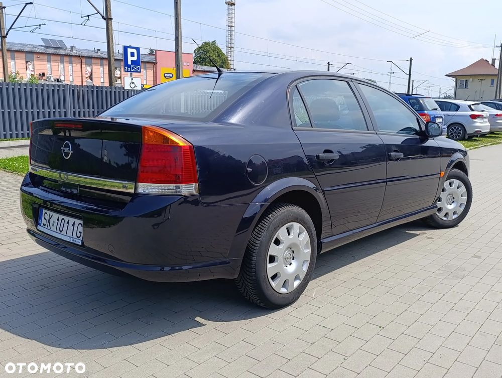 Opel Vectra 1.8 Essentia - 4