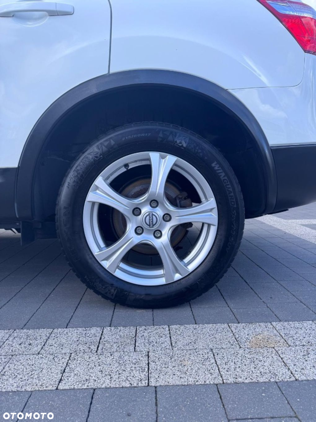 Nissan Qashqai+2 - 13
