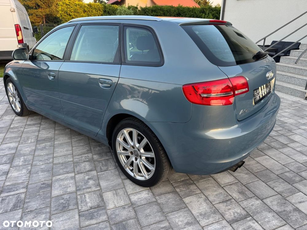Audi A3 Sportback 1.8 TFSI Attraction - 3