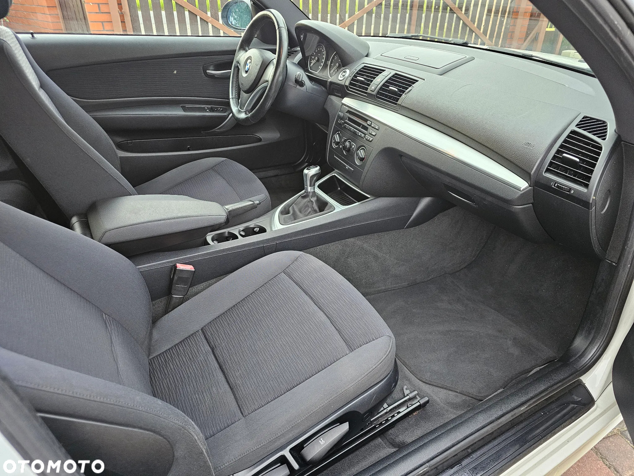BMW Seria 1 116i - 13