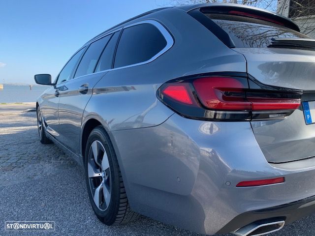 BMW 520 d Aut. Sport Line - 4