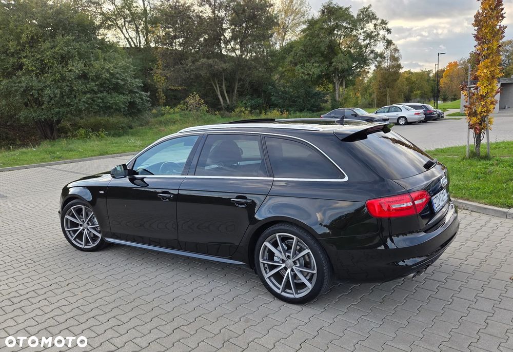 Audi A4 Avant 2.0 TDI DPF quattro S tronic S line Sportpaket - 7