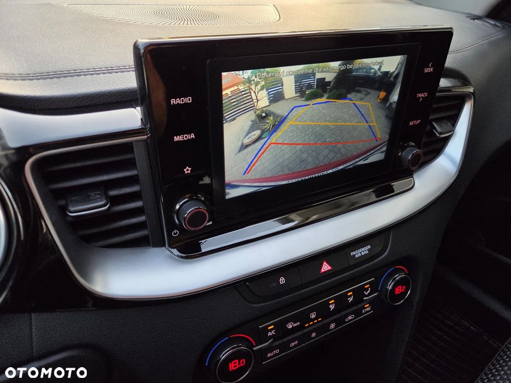 Kia XCeed 1.6 T-GDI L Business Line DCT - 21