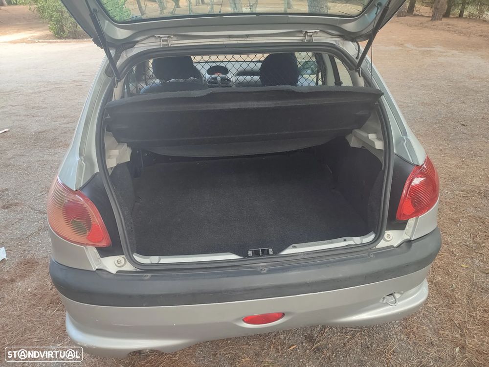 Peugeot 206 VAN - 9