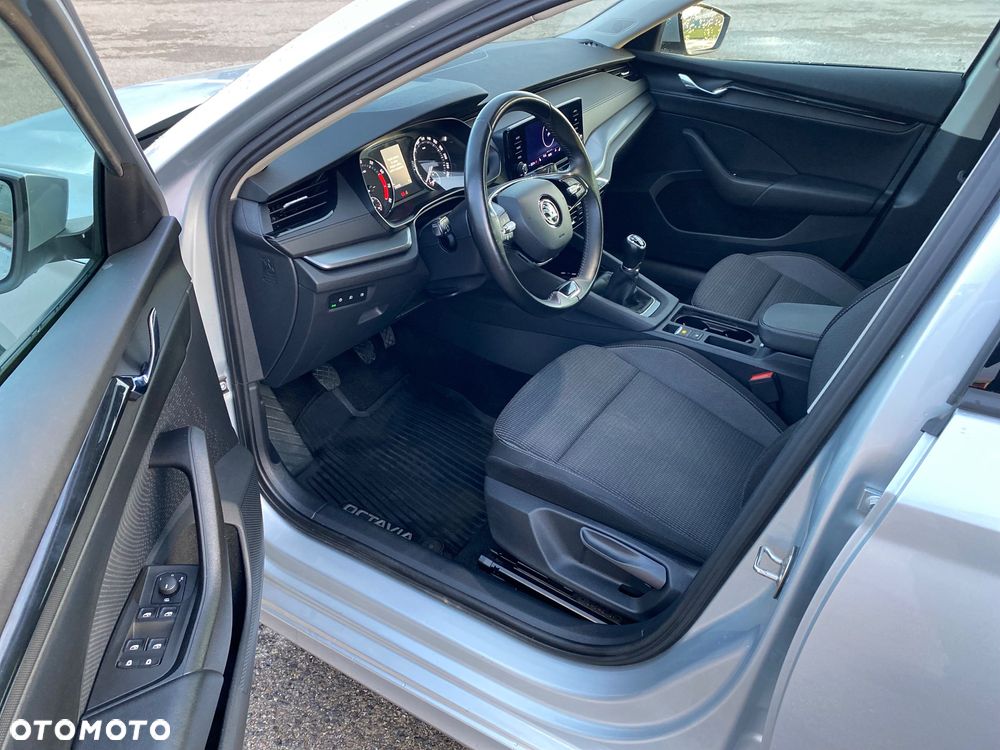 Skoda Octavia 1.5 TSI GPF ACT Ambition - 13