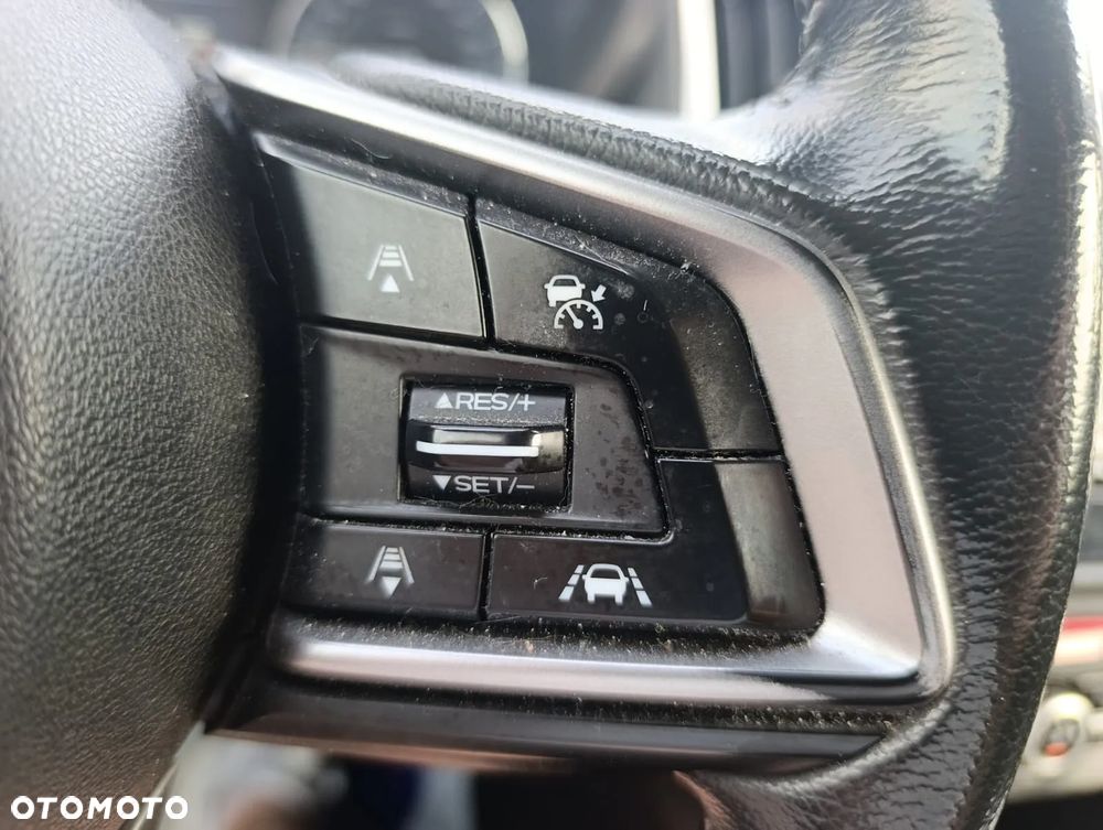 Subaru Impreza 2.0i Exclusive (EyeSight) Lineartronic - 29