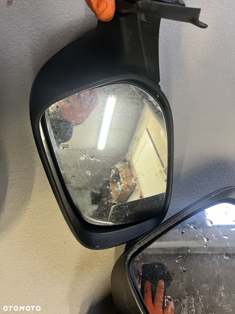 Lusterko zewnętrzne prawe, lewe Toyota Yaris Lift 09-11r. - 2