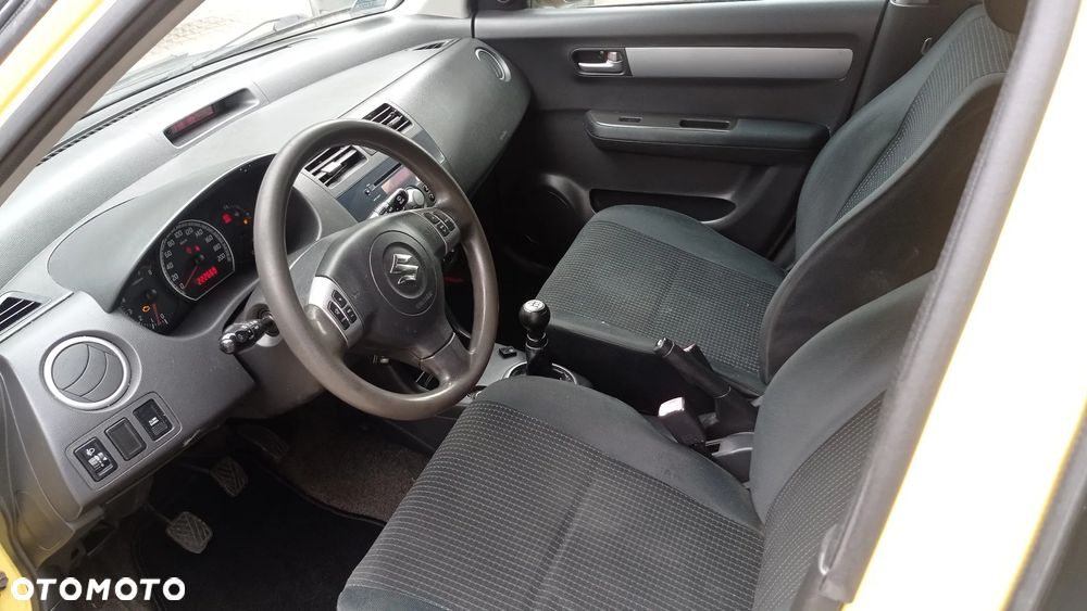 Suzuki Swift 1.3 GLX / Comfort - 38