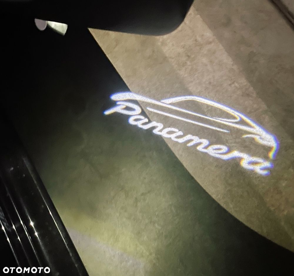 Porsche Panamera 4 E-Hybrid 10 Years Edition - 40