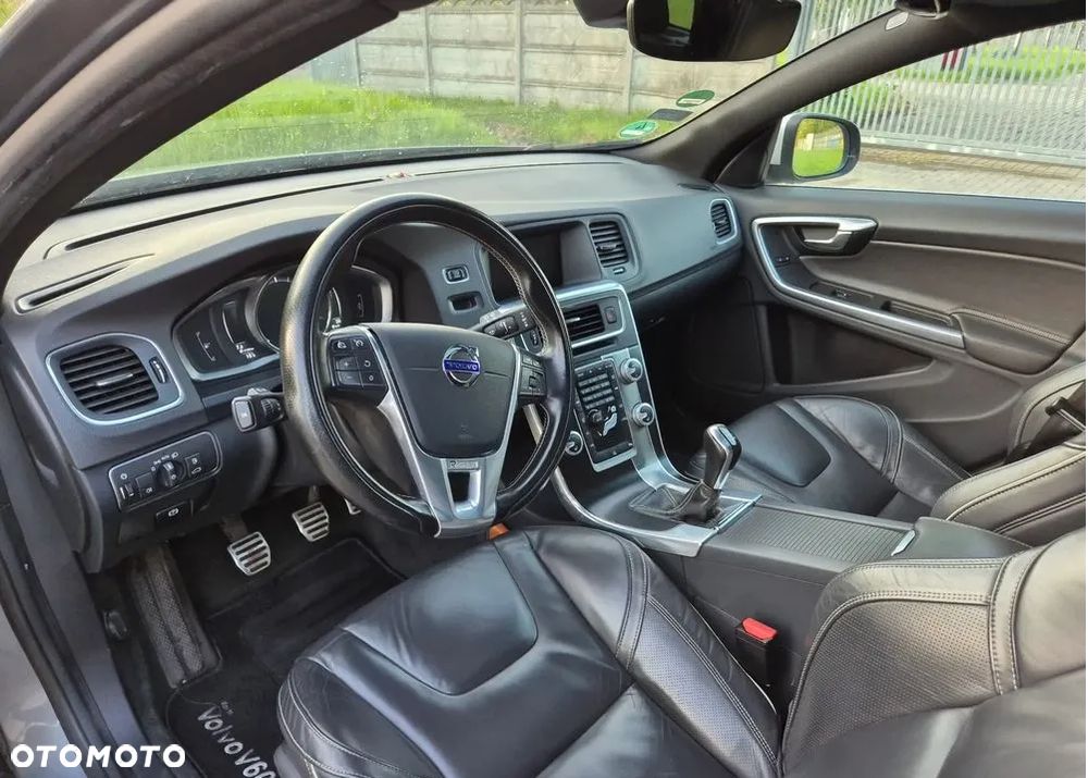 Volvo V60 D4 Drive-E R-Design Momentum - 8