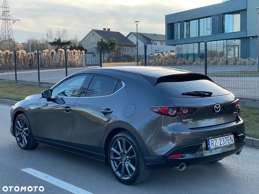 Mazda 3 2.0 mHEV AWD Hikari - 17