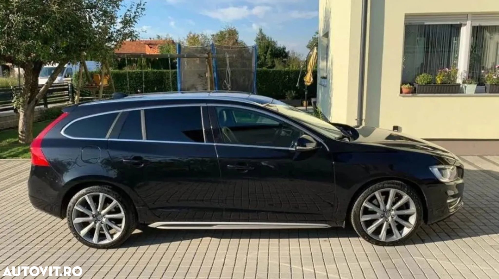 Volvo V60 - 16