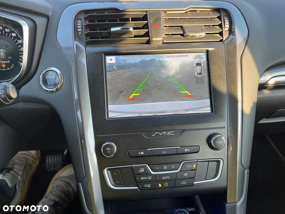 Ford Mondeo 2.0 TDCi STart-Stopp Titanium - 11