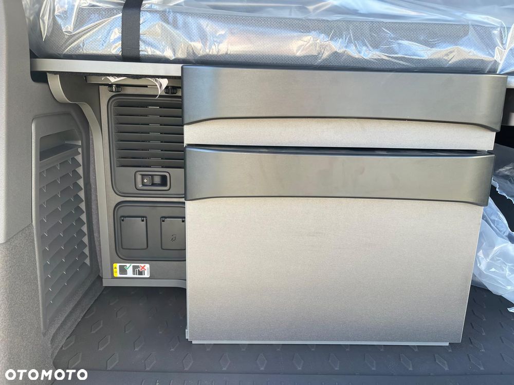 Volkswagen California - 14