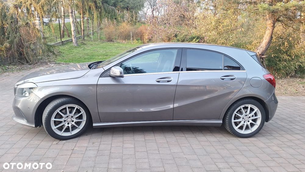 Mercedes-Benz Klasa A 180 7G-DCT Activity Edition - 4