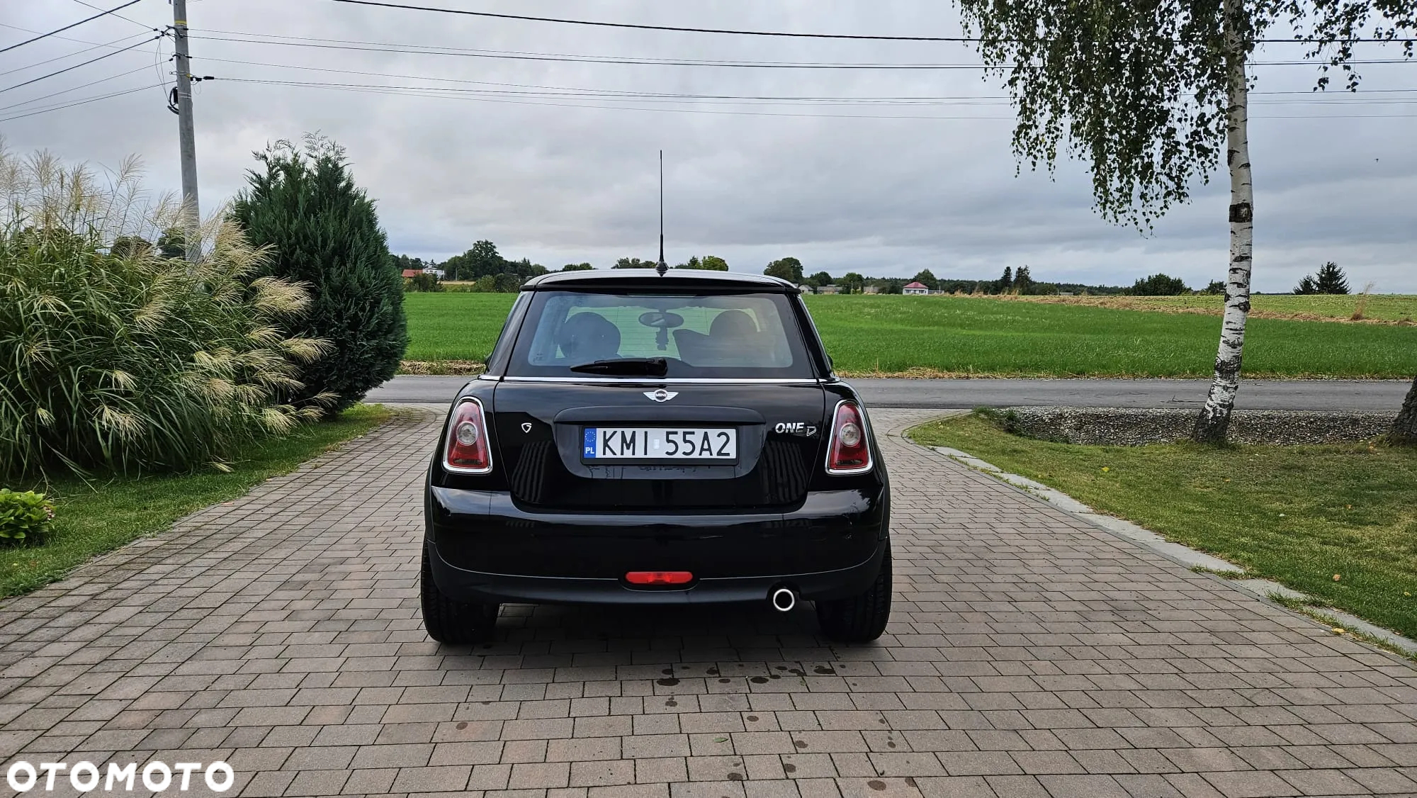MINI ONE D - 9